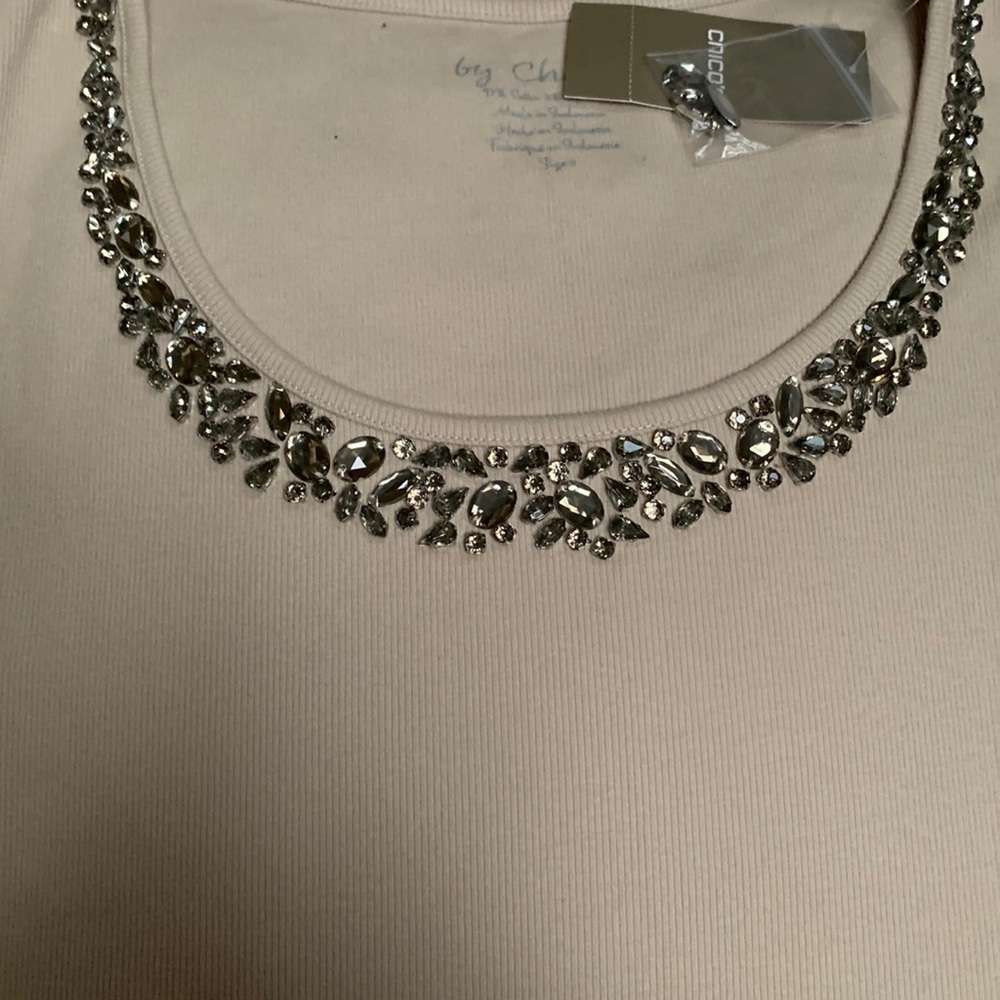 Chicos NWT gorgeous jeweled knot tank Chico size 2